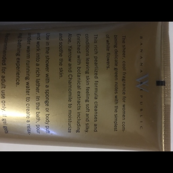 NWT Banana Republic W Shower Bath gel 237ml/ 8floz - Picture 12 of 13